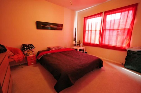 Enlarge photo 24