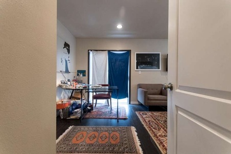 Enlarge photo 28