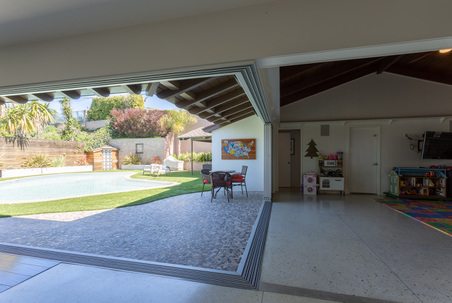 Enlarge photo 75