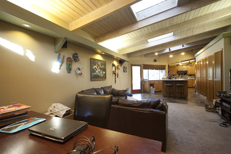 Enlarge photo 32