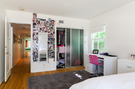Enlarge photo 38