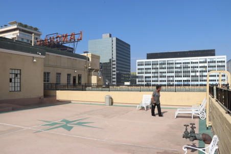 Enlarge photo 12