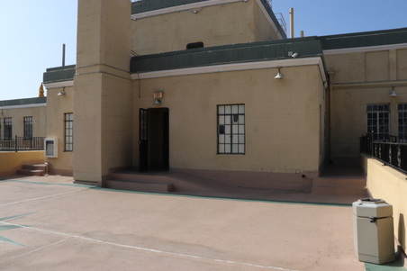 Enlarge photo 14