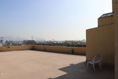 Enlarge photo 18