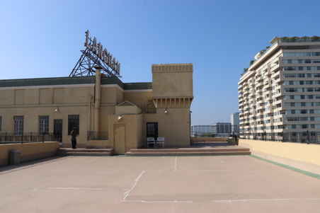 Enlarge photo 22