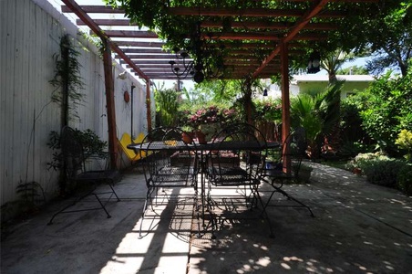 Enlarge photo 34