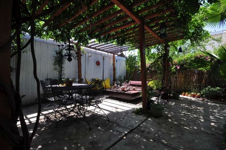 Enlarge photo 35