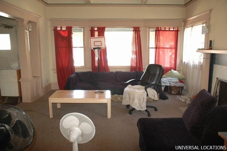 Enlarge photo 17