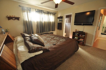 Enlarge photo 27