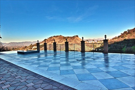 Enlarge photo 5