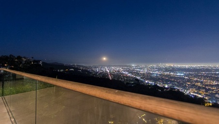 Enlarge photo 33