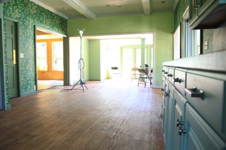 Enlarge photo 240