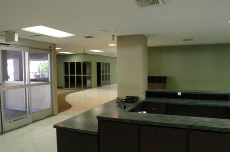 Enlarge photo 88