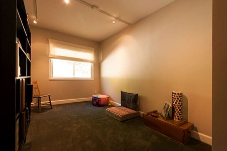 Enlarge photo 46