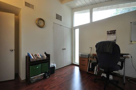 Enlarge photo 34