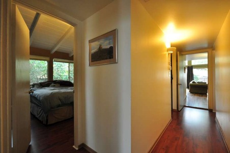 Enlarge photo 40