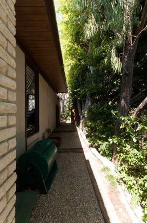 Enlarge photo 95