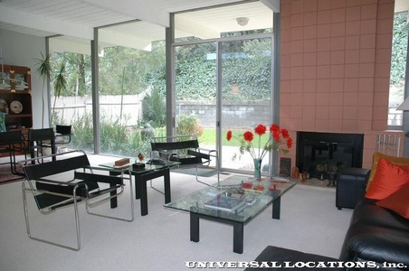 Enlarge photo 2