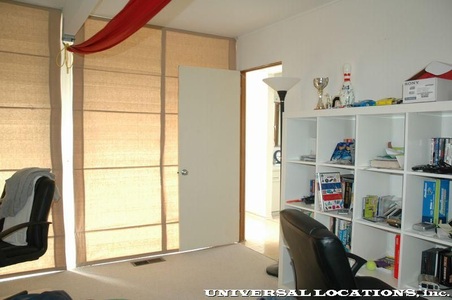 Enlarge photo 22