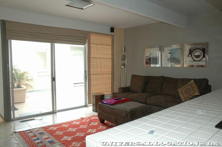 Enlarge photo 33