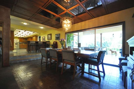 Enlarge photo 23