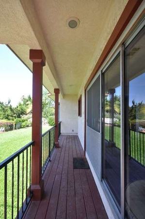 Enlarge photo 83