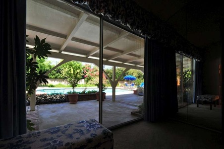 Enlarge photo 38