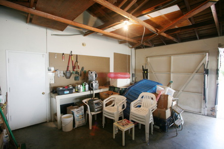 Enlarge photo 32