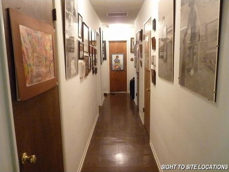 Enlarge photo 35
