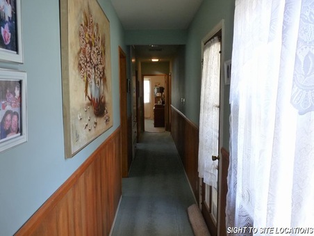Enlarge photo 52