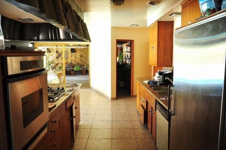 Enlarge photo 21
