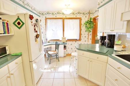 Enlarge photo 32