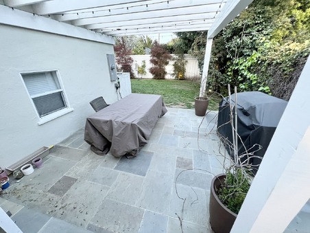 Enlarge photo 110
