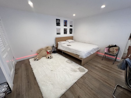 Enlarge photo 49