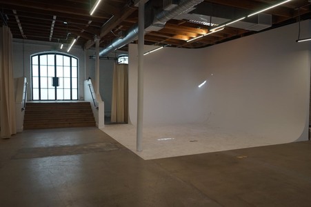 Enlarge photo 13