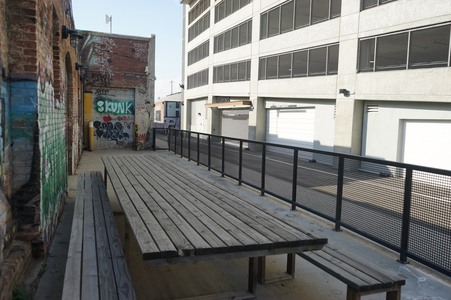 Enlarge photo 18