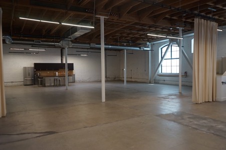 Enlarge photo 24