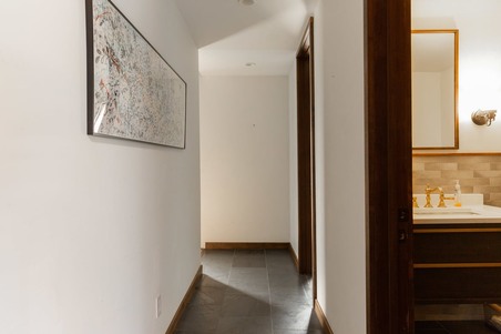 Enlarge photo 42