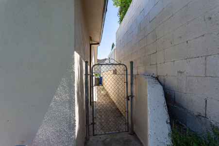 Enlarge photo 67