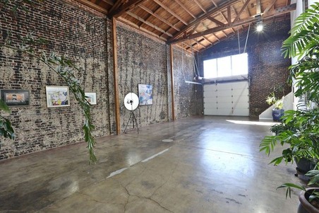 Enlarge photo 22