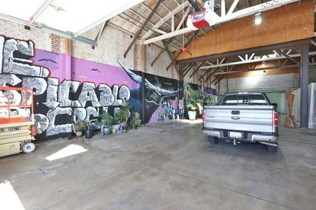 Enlarge photo 34