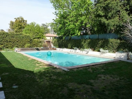 Enlarge photo 64