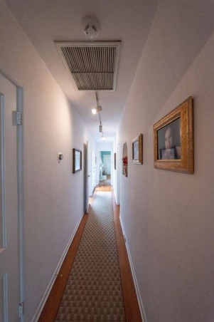 Enlarge photo 34