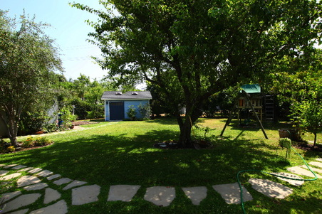 Enlarge photo 11