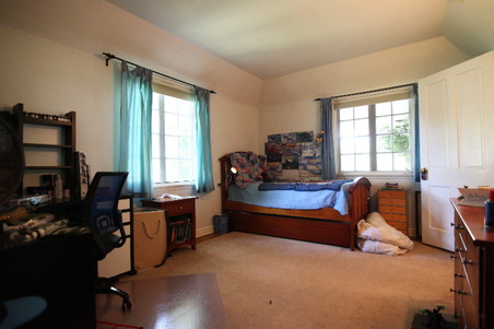 Enlarge photo 107