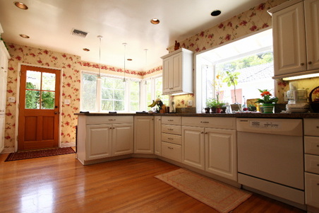 Enlarge photo 119