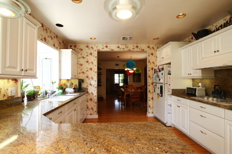 Enlarge photo 124
