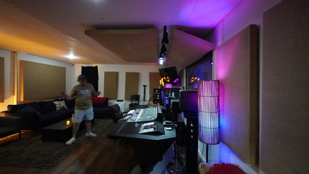 Enlarge photo 2