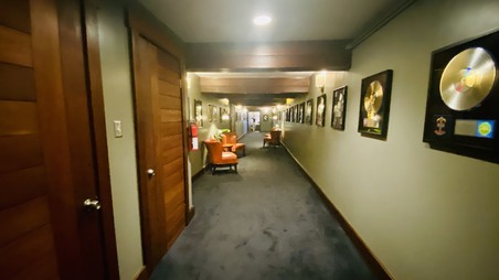 Enlarge photo 58