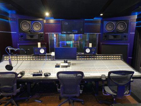 The Ameraycan Studio